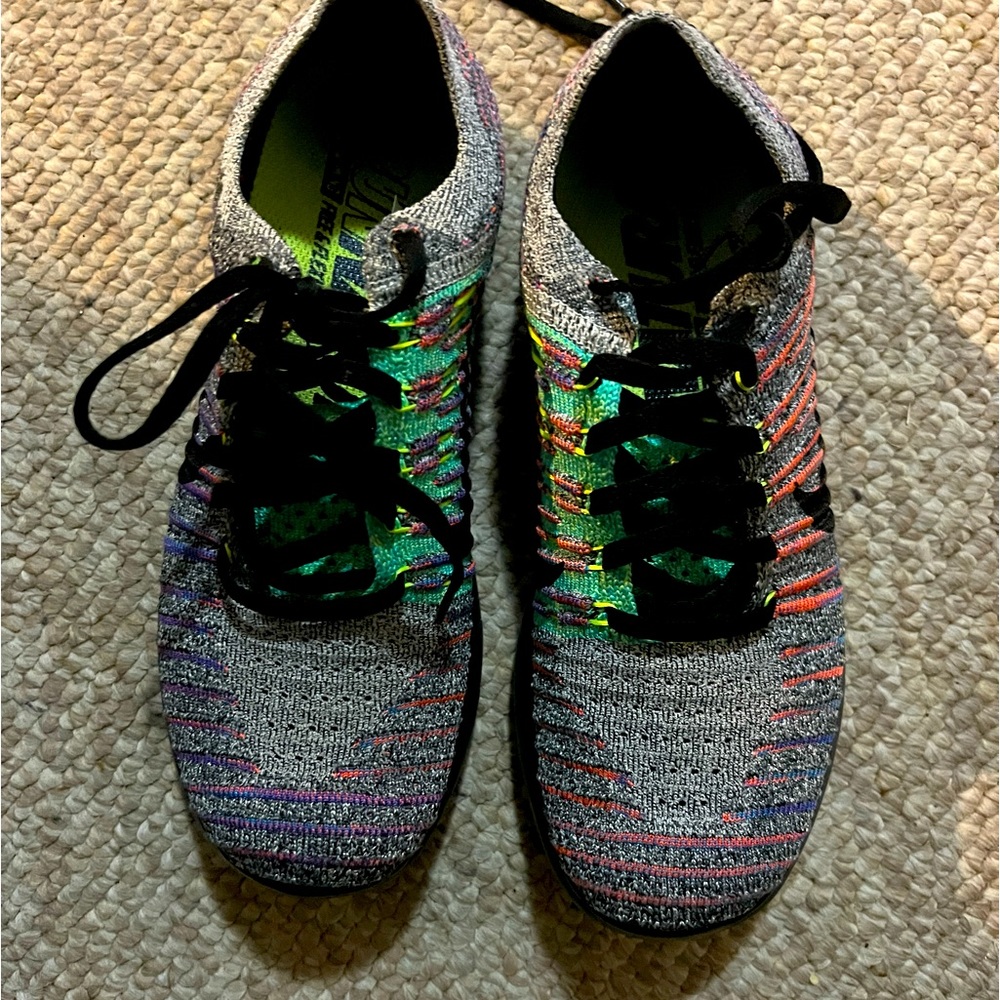 Used Women’s Nike Free Flyknit. size 7.5. No box.
